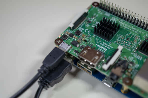 Lithium-ion Battery Expansion Board for Raspberry Pi接続