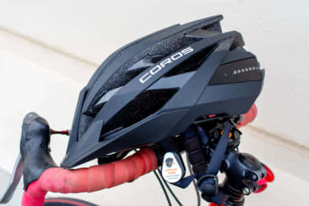 Coros OMNIサイクリングヘルメット 機能美と安全性を兼ね備えた次世代ヘルメット