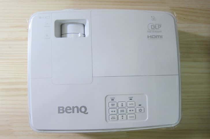 BenQ MH530 フルHDプロジェクター、お手軽価格の高解像プロジェクター