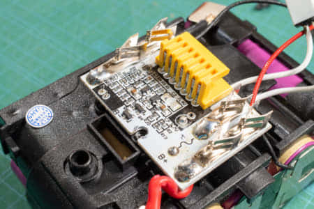 電動工具の互換バッテリーのPSE適合についての考察