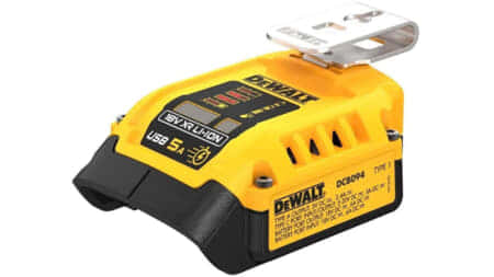 DeWALT DCB094 USB-C対応アダプタ、充電式工具を一変させるゲームチェンジャーの一角