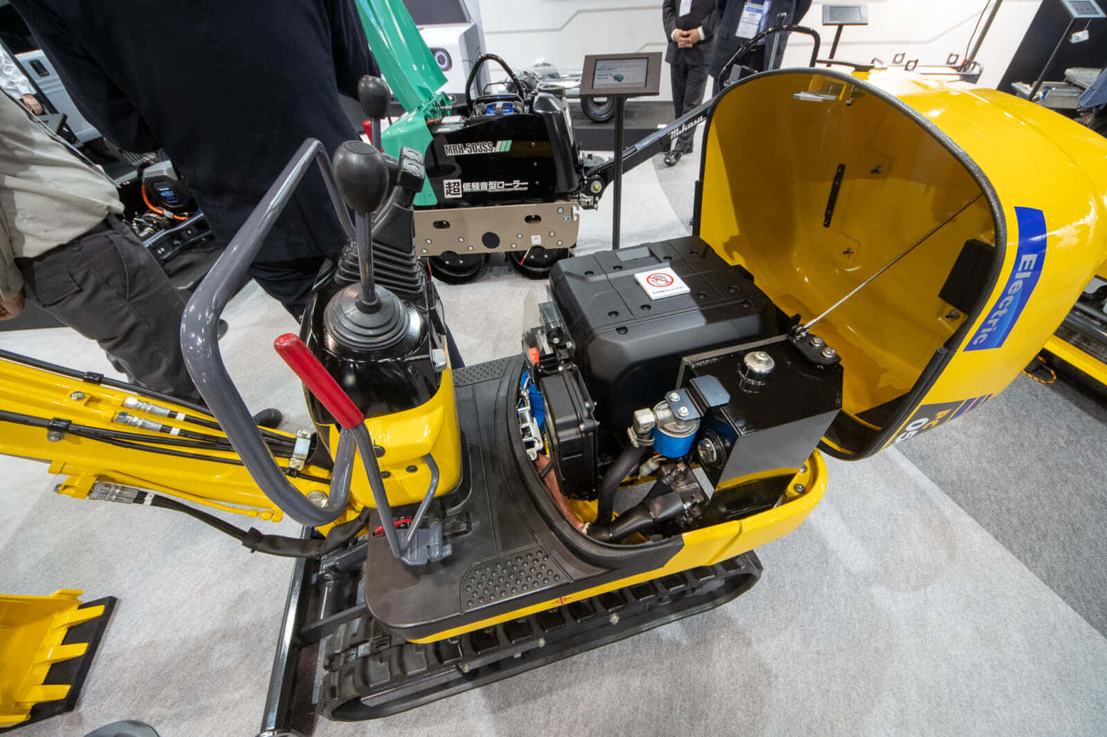 ホンダ Honda Mobile Power Pack（モバイルパワーパック）着脱式可搬バッテリーの活用事例を展示 ｜ VOLTECHNO