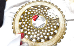 草刈りシーズンオフ前に刈払機をクリーニング、刃物クリーナーでツールを綺麗にしよう